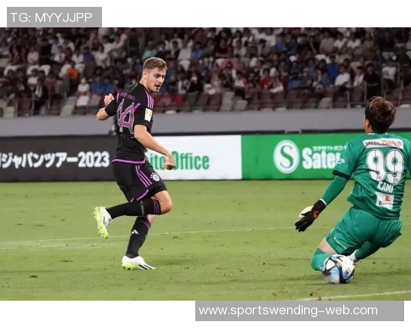 斯坦尼西奇踝关节受伤两周后恢复训练拜仁官方确认消息