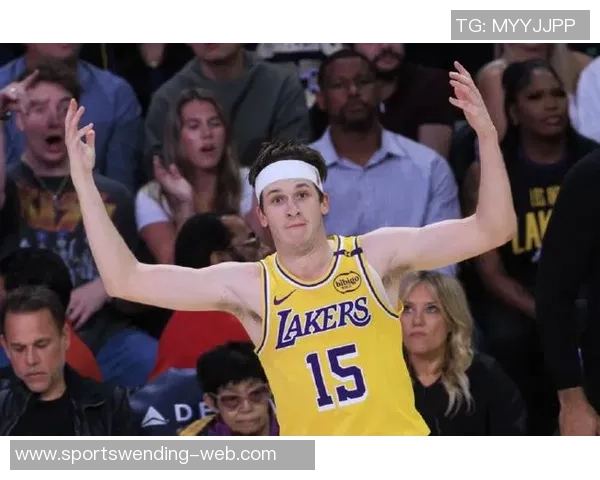 湖人管理层明确表示截止日前不进行大交易将优先保留里夫斯并保持灵活性